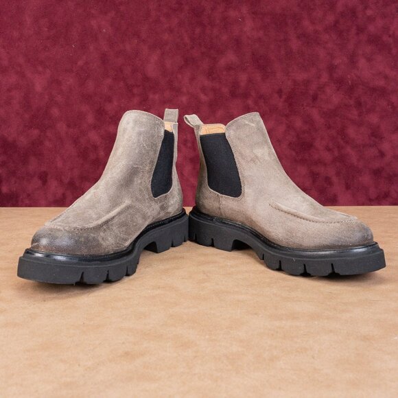 Sofft Women Samira Grey Distressed Suede Chelsea Lug Ankle Boots size 8 - Picture 2 of 8